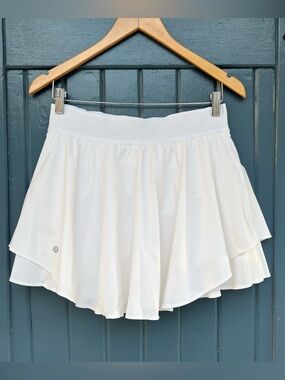Lululemon Court Rival High-Rise Tennis Skirt Skort  white women's Size 8